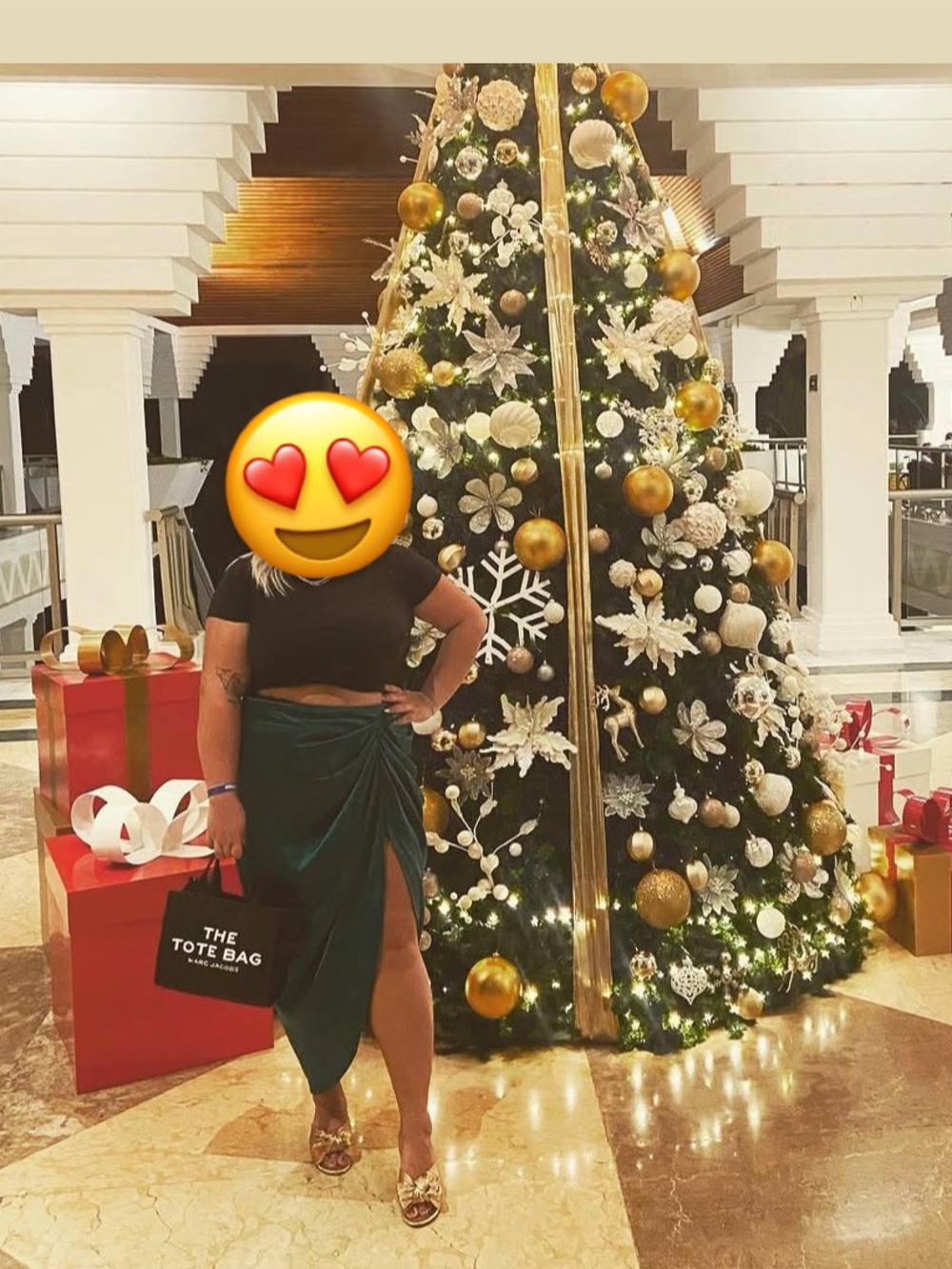 SHEIN Emerald Green Satin Wrap Skirt with Side Slit